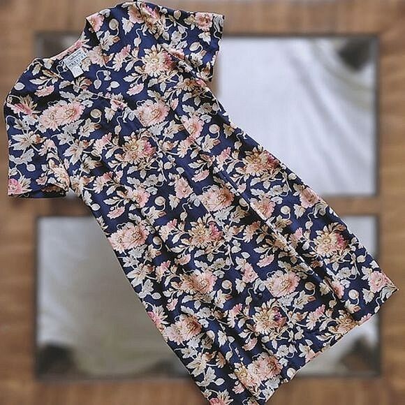 Vtg Talbots silk navy floral button front midi dress - Picture 3 of 13